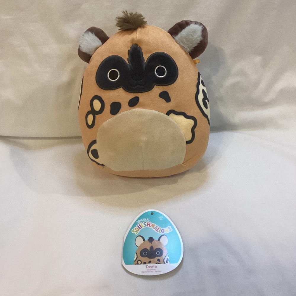 Squishmallow Deeto the Hyena 8 in. plush stuffed animal tag included/unattached